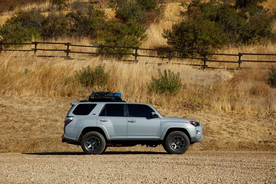  Toyota 4Runner SR5 Trail (N280) 2020 года  (фото 3 из 8)